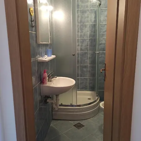 Daire Apartman Zute Zgrade *